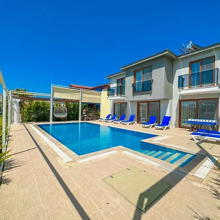 Star Villa, Oezel Havuzlu,