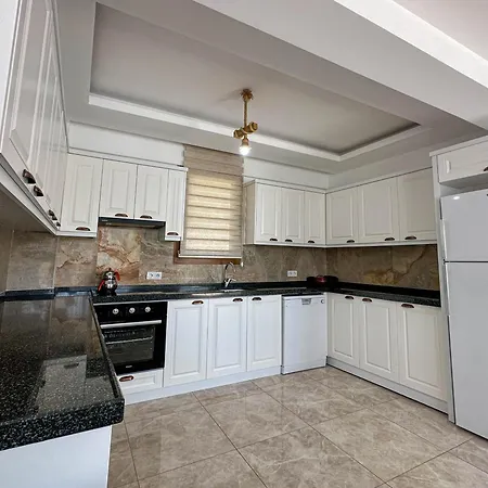 فيلة Star Villa, Oezel Havuzlu, *